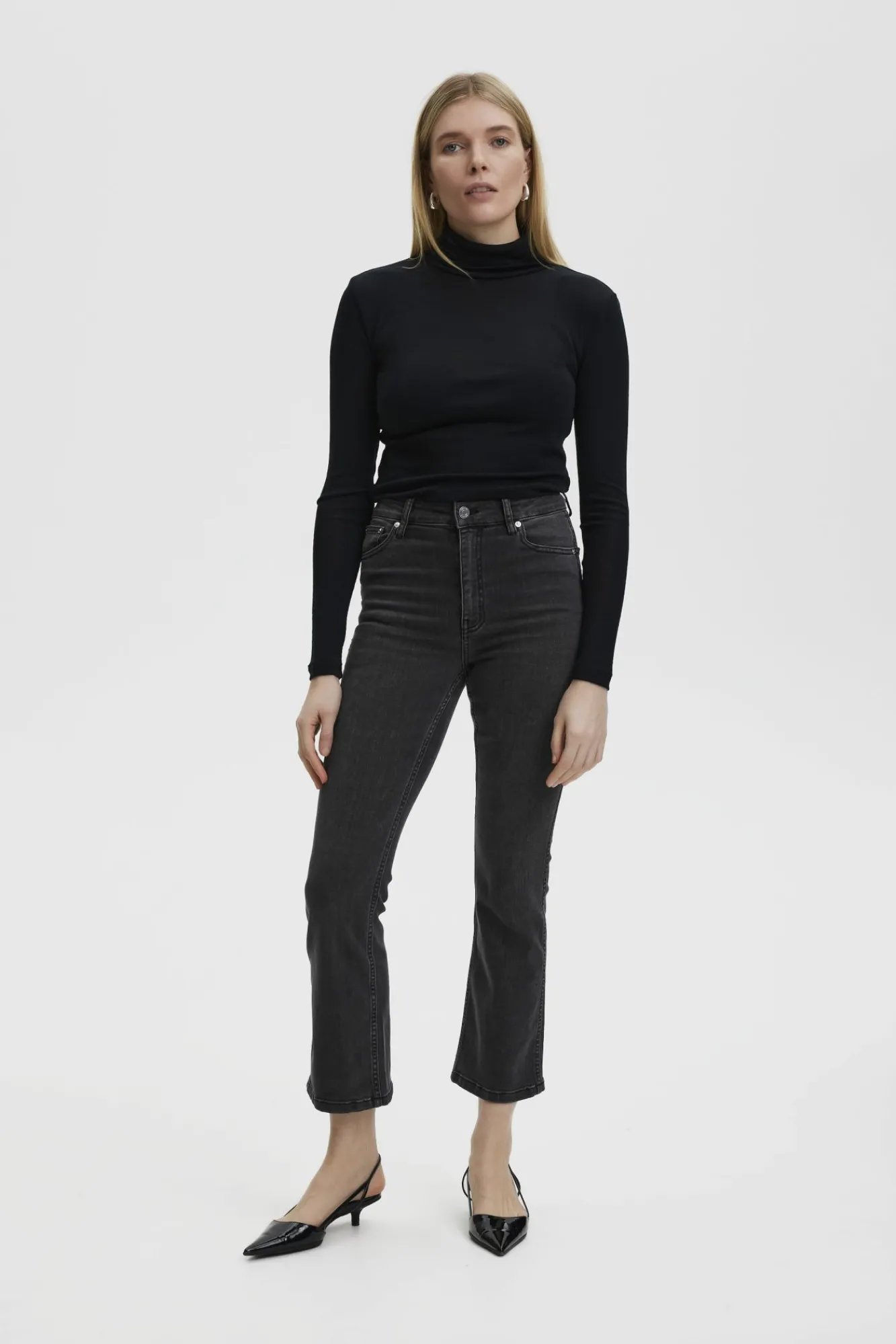 Kvinna Gestuz Jeans^Emilindagz Hw 7/8 Flared Jeans