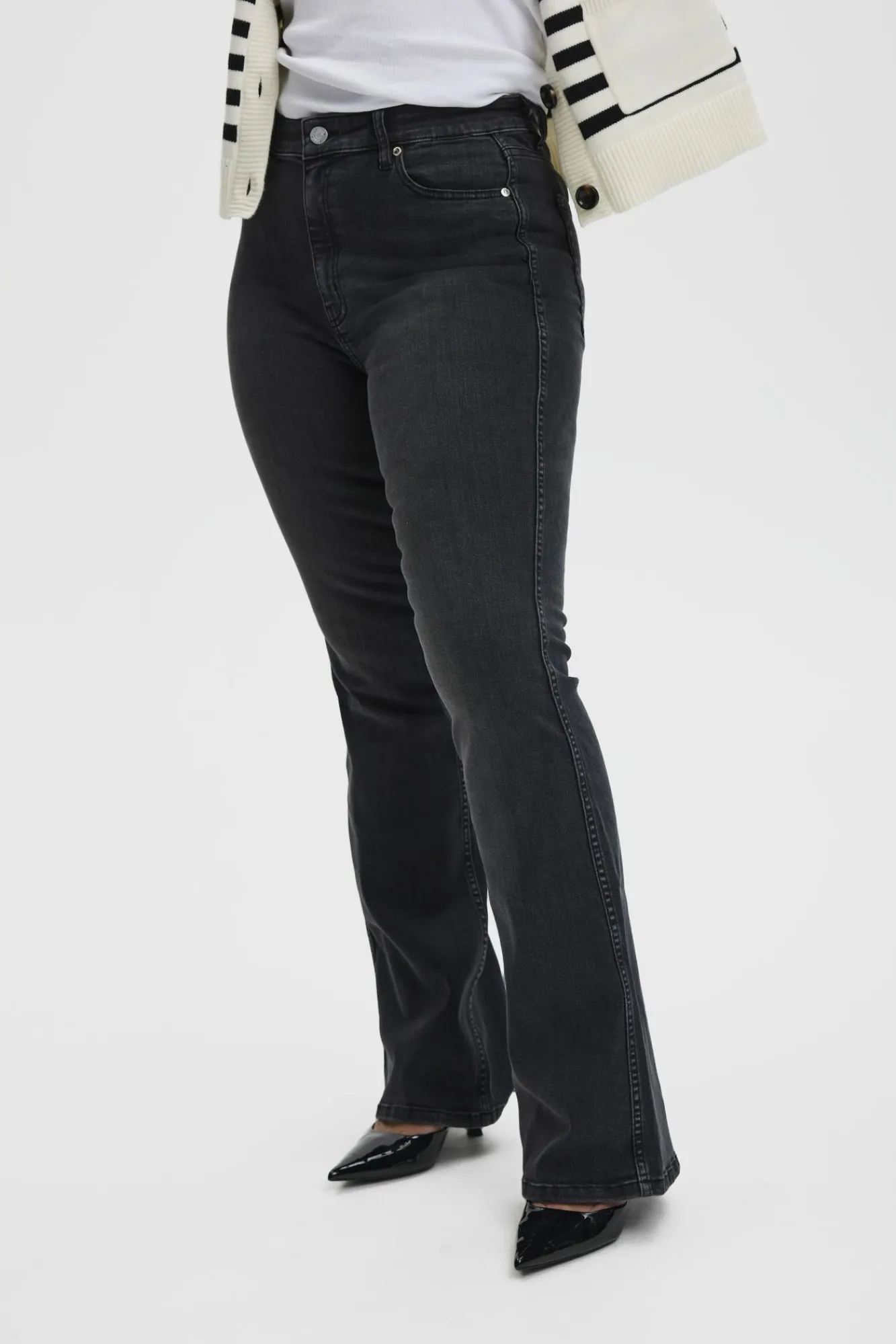 Kvinna Gestuz Jeans^Emilindagz Hw Flared Jeans