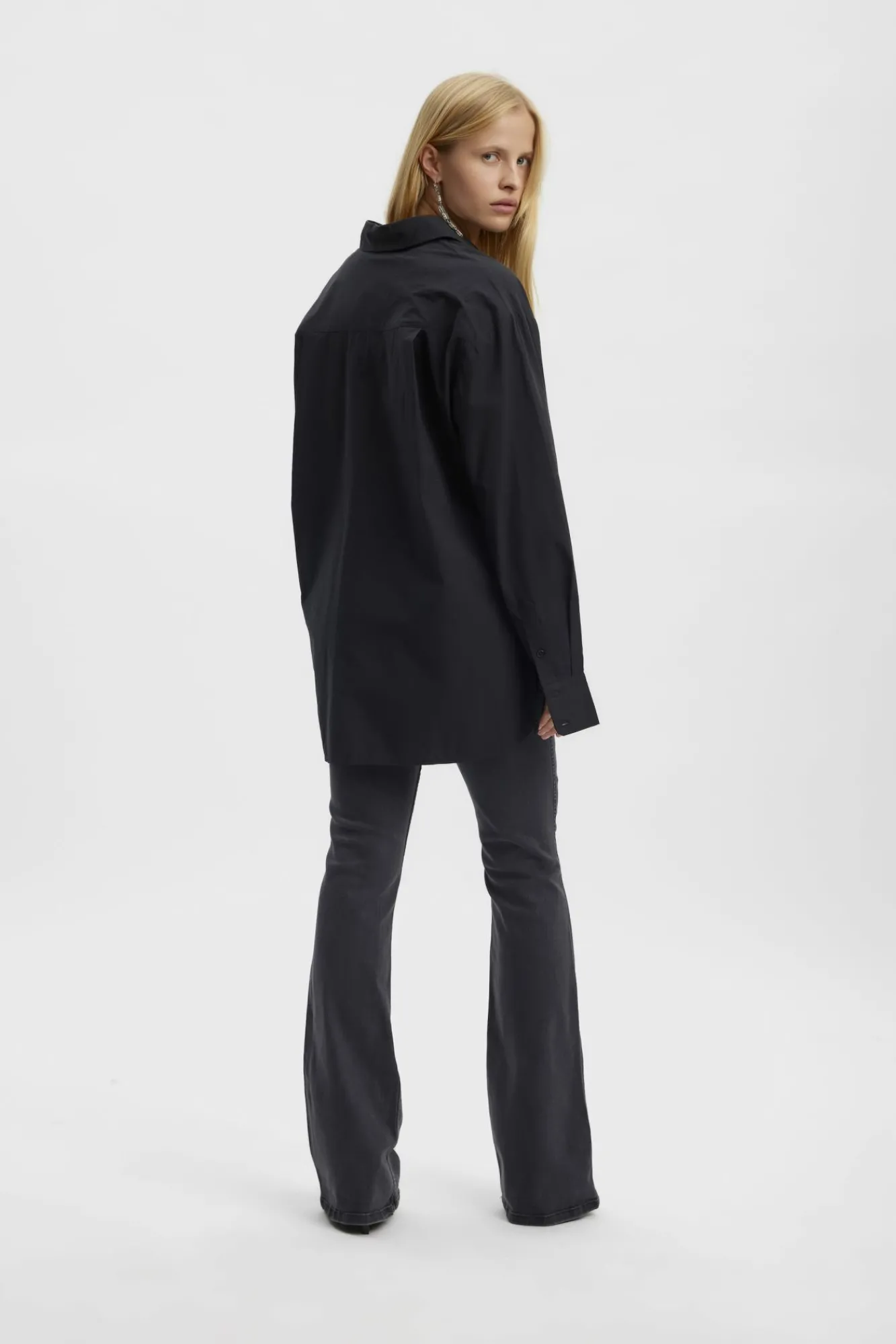 Kvinna Gestuz Jeans^Emilindagz Hw Flared Jeans