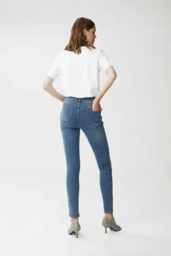 Kvinna Gestuz Jeans^Emilygz Hw Jeans