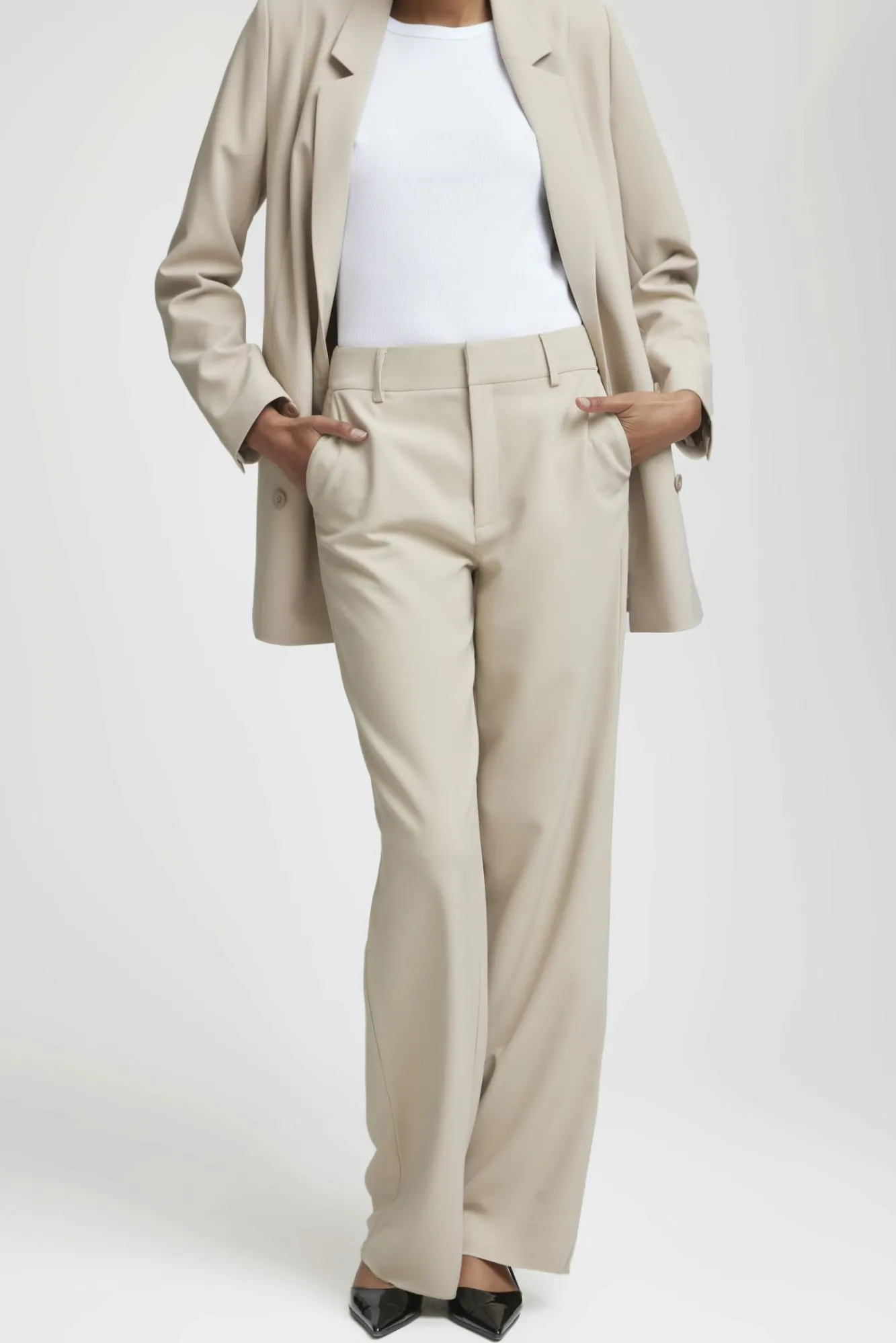 Kvinna Gestuz Suits^Joellegz Byxor