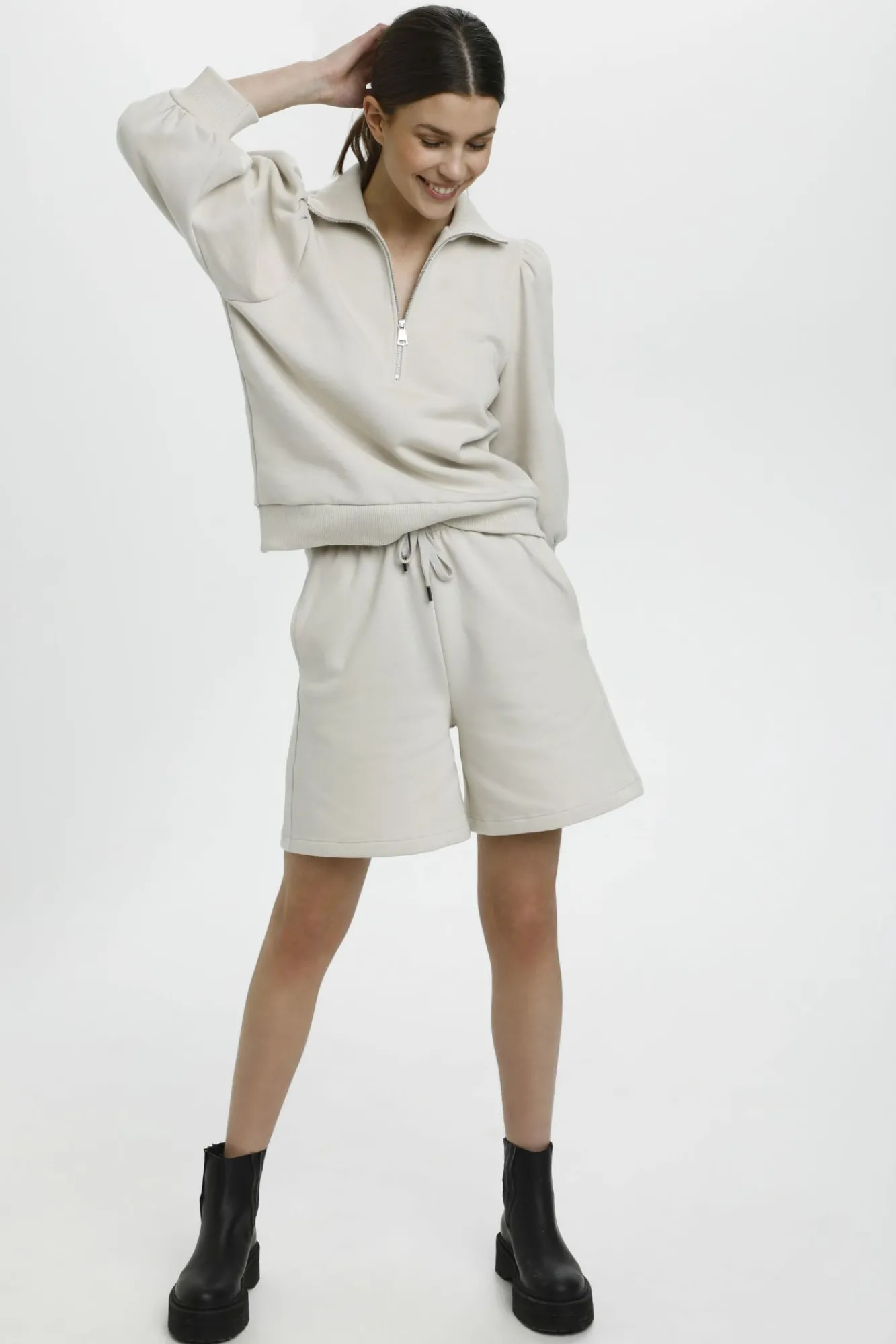 Kvinna Gestuz Shorts^Nankitagz Hw Shorts