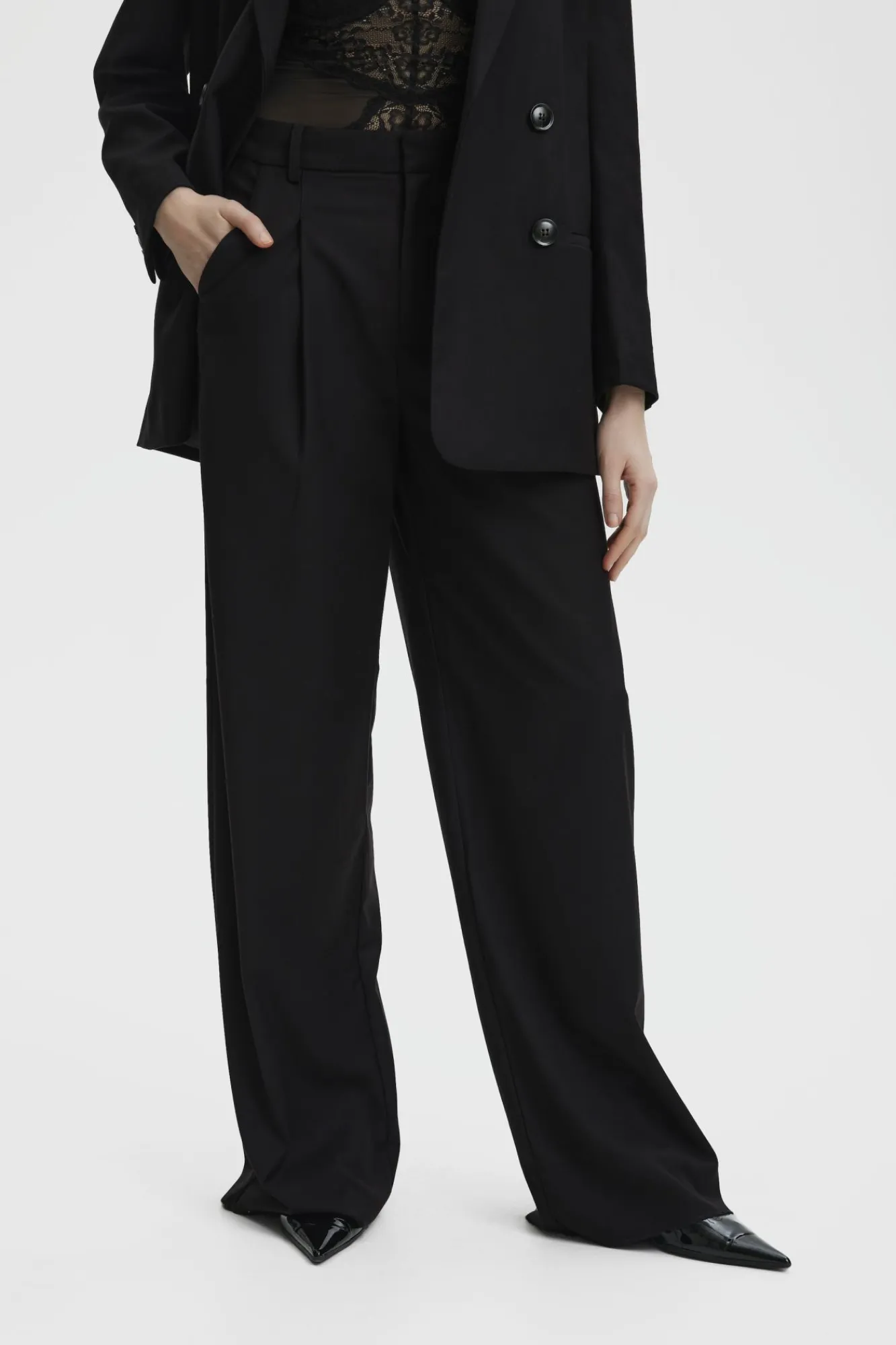 Kvinna Gestuz Suits^Paulagz Byxor